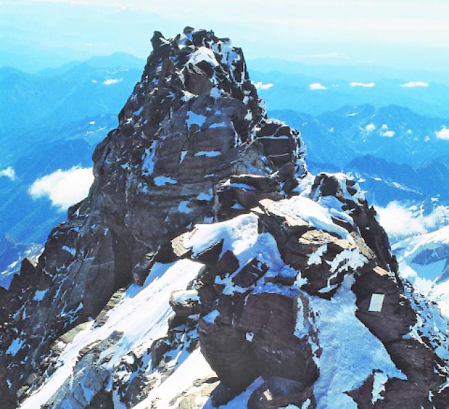 Neuer Name. Die Ostspitze (vorne) im Monte-Rosa Gebiet wird umgetauft.  