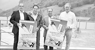 Zuversichtlich. Albinens Gemeindepr&auml;sident Bernhard Grand, Leukerbads Gemeindepr&auml;sident Christian Grichting, Tourismuspr&auml;sident Jean-Roland Roten und der Leukerbadner Burgerpr&auml;sident Wolfgang Loretan bei der Pr&auml;sentation. 