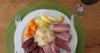 Feines Gsottus zum Schmaus bereit.