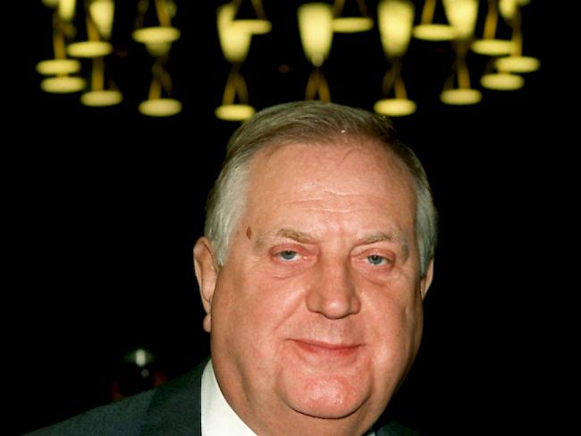 Den DDR-Staatsbankrott mit einem Milliardenkredit aus Westdeutschland um wenige Jahr hinausgezögert: SED-Funktionär Schalck-Golodkowski in einer Aufnahme von 1995
