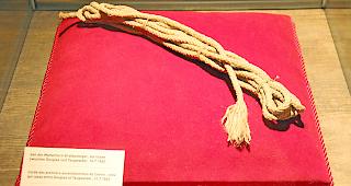 Ein Teil des Seils der Matterhon-Erstbesteigung ist im Zermatter Museum zu bestaunen.