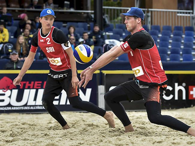 Philip Gabathuler (rechts) und Mirco Gerson haben ihr erstes Spiel in Gstaad gewonnen (Archivbild)