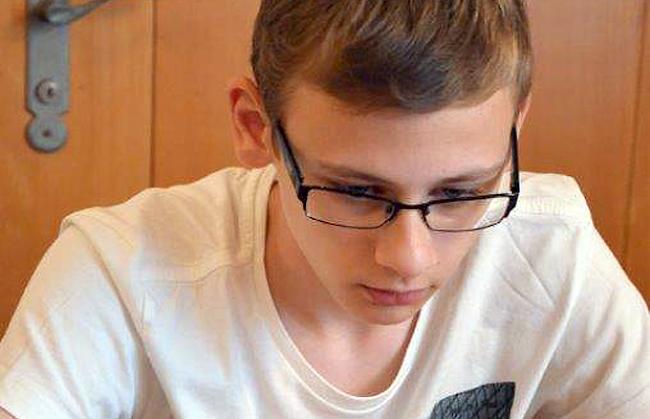 Der 13-jährige Fabian Bänziger, frischgebackener Schweizer Meister U14, trifft in der 4. Runde des Nationalturniers auf den topgesetzten GM Vadim Milov.
