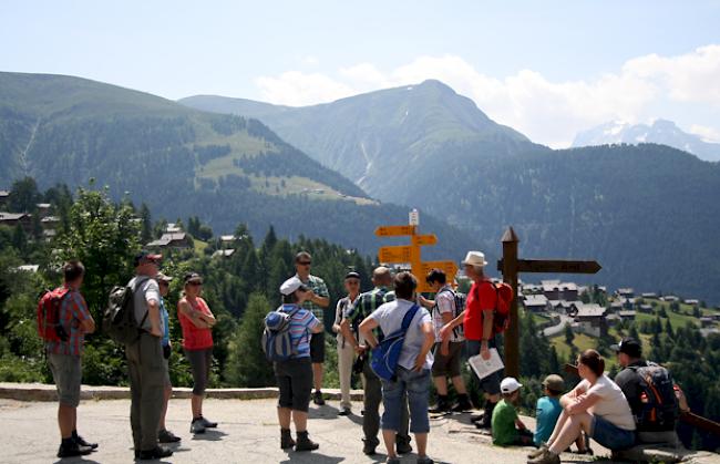 Eröffnung des Themenwanderwegs zu Ehren des Dorforiginals.