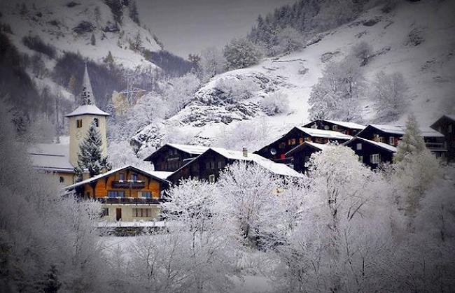 «Das Dorf Inden im Schnee.»