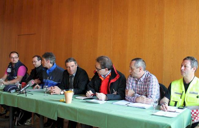 Pressekonferenz am Nachmittag. 