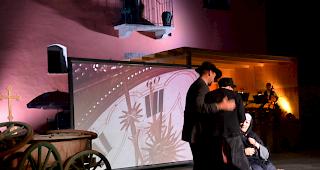 Der Regisseur Willy-Franz Kurth arbeitet in &laquo;U Hampfluta Simpil&auml;rh&auml;&auml;rd&raquo; gekonnt multimedial.