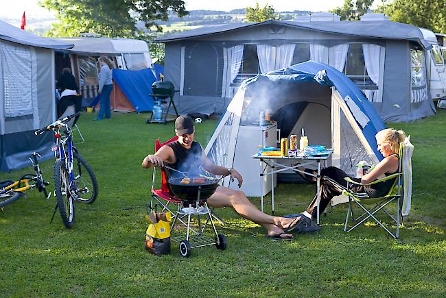 Im vergangenen Jahr verzeichneten die Schweizer Campingplätze deutlich weniger Gäste (Symbolbild). 