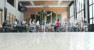 &laquo;Symphonic Band&raquo;. Als Gruppe harmonieren  &ndash;  das lernen die Kinder und Jugendlichen im Musiklager. 