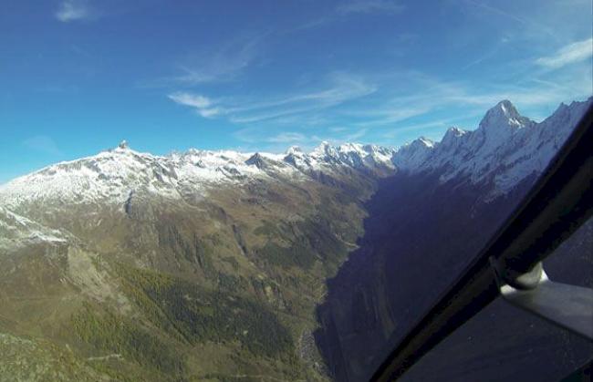 Aufnahmen aus dem Helikopter: Lötschental