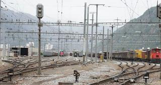 Das Angebot auf der Strecke Lausanne-Brig soll in den Randstunden reduziert werden.