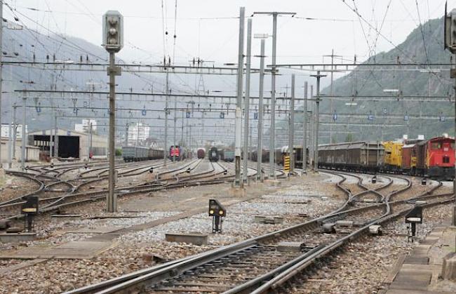 Das Angebot auf der Strecke Lausanne-Brig soll in den Randstunden reduziert werden.