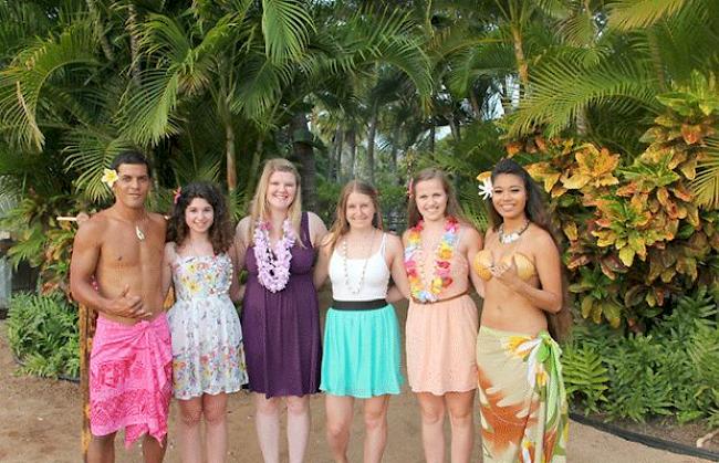Die Austauschschülerinnen Selina, Lara Tenisch, Any und Elisabeth in Hawaii