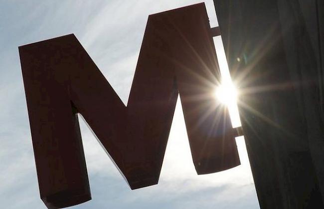 Eitel Sonnenschein bei der Migros Wallis: Am Dienstag wird in Glis ein Teil des neuen Einkaufszentrums Simplon Center eröffnet (Symbolbild)