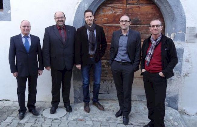 Verwaltungsrat und Geschäftsführung der EVR v.l.: Beat Abgottspon (VR), Michel Schwery (Vizepräsident), Jörg Schwestermann (Präsident), Diego Pfammatter (Geschäftsführer), Thomas Köpfli (Geschäftsführer). Auf dem Foto fehlen Reinhard Imboden (VR) und David Theler (VR).