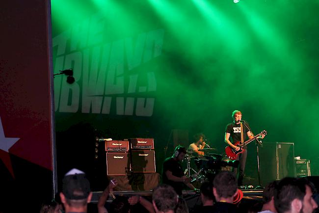 «The Subways» bei ihrem Auftritt am Open Air Gampel vom Donnerstag: Eine Wucht, dank einer äusserst sympathischen Truppe.