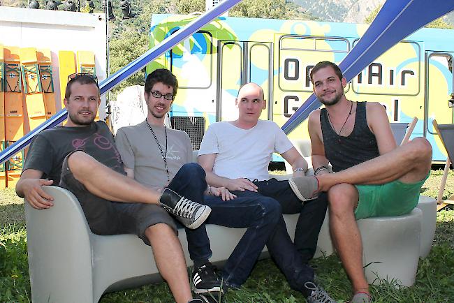 «Pyrotastics» hatten am Freitag ihren grossen Auftritt am Open Air Gampel - ein Highlight für die vier Oberwalliser.