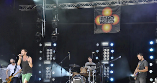 «Pyrotastics» bei ihrem Auftritt vom Freitag am Open Air Gampel.