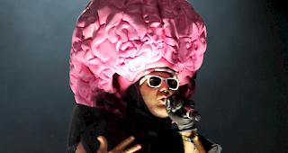 «Deichkind» zeigt Hirn am Open Air Gampel am Freitagabend