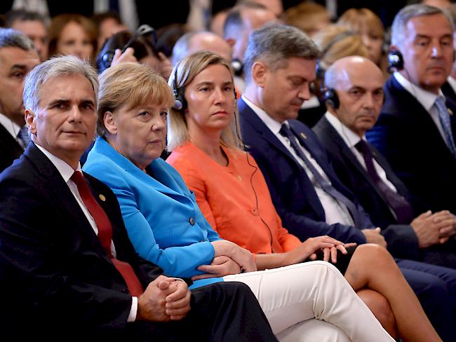 Der österreichische Bundesakanzler Werner Faymann, die deutsche Kanzlerin Angela Merkel, die EU-Aussenbeauftragte Federica Mogherini, Bosniens Ministerpräsident Denis Zvizdic, der kosovarische Permier Isa Mustafa und der montenegrinische Premier Milo Djukanovic an der Westbalkan-Konferenz in Wien.