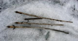 Im Jahr 2012 fand ein britisches Touristenpaar auf dem Grossen Aletschgletscher Bergsteigerutensilien, die sp&auml;ter den Gebr&uuml;dern Ebener, die seit 1926 als verschollen galten, zugeordnet werden konnten. 