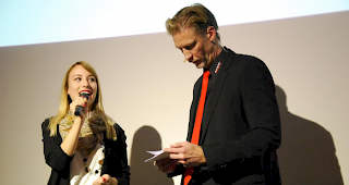 Miss-Schweiz-Kandidatin Chiara Kummer war als Gl&uuml;cksfee geladen. 