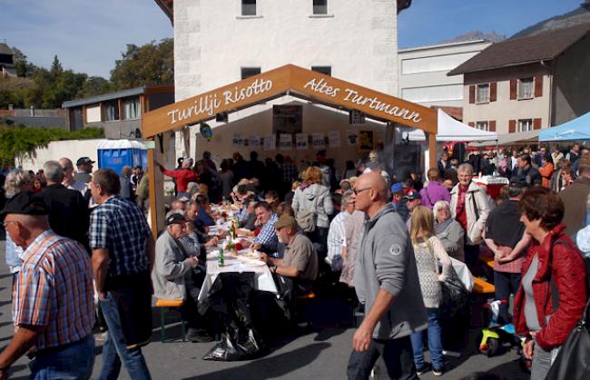 Impressionen der 25. Ausgabe des Püru-Märts Cultura Turtmann.