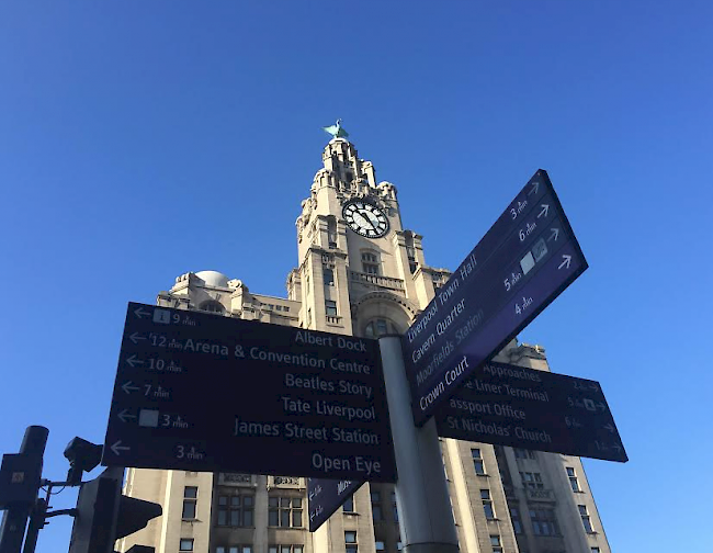 Impressionen aus Liverpool, wo am Donnerstag-Abend die Begegnung Liverpool-Sitten stattfinden wird.