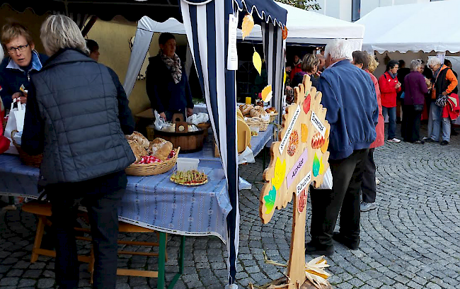 Bei herrlich schönem Herbstwetter konnte der 6. Ärgischär-Märt durchgeführt werden.