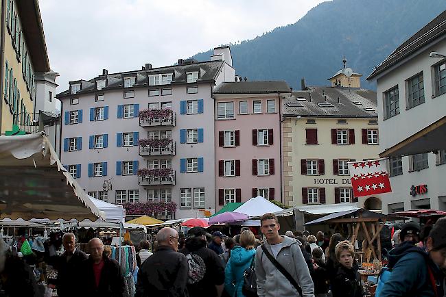 St. Gallus Markt im Städtchen Brig.