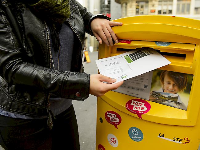 Tendenziell scheinen mehr Wahlberechtigte brieflich zu wählen als noch vor vier Jahren. Aussagen zur Wahlbeteiligung lassen sich daraus aber keine ableiten.