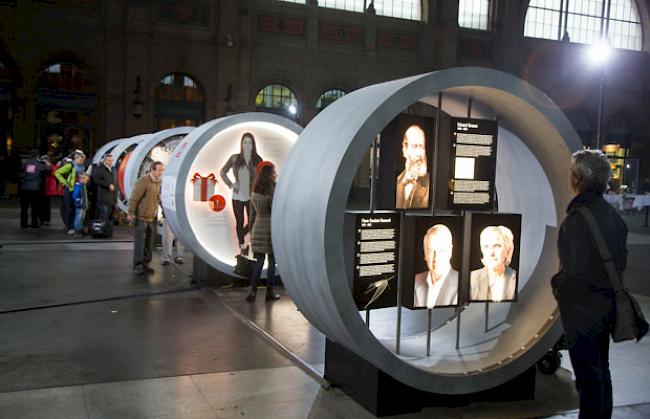 Die Ausstellung «Gottardo 2016» am Zürcher Hauptbahnhof.