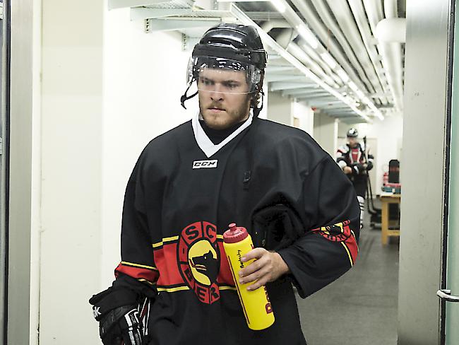Christoph Bertschy trainierte im August noch mit Bern und steht nun vor dem NHL-Debüt bei Minnesota