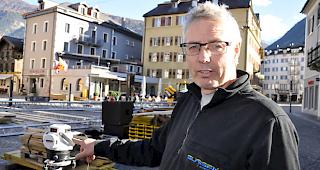 Parick Glaisen und seine Crew sind seit Montag mit den Arbeiten besch&auml;ftigt.