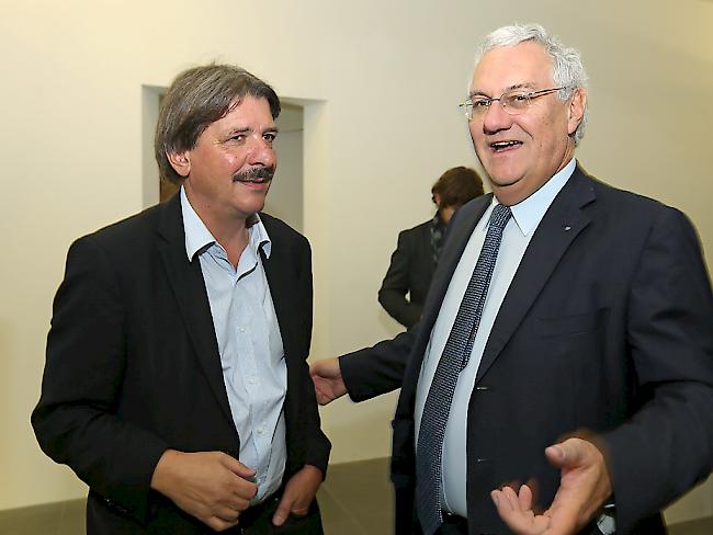 Im zweiten Wahlgang für den Ständerat stehen sich in St. Gallen Paul Rechsteiner (SP, bisher) links, und Thomas Mueller (SVP), gegenüber.