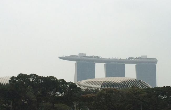«Singapur im Smog»