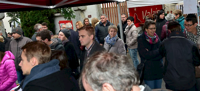 Das Weindorf Salgesch lädt am Wochenende zu einem Weihnachtsmarkt und zu einem Besuch von Kellereien ein.