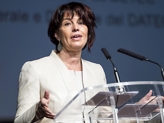 CVP-Bundesrätin Doris Leuthard erhielt von den Delegierten ihrer Partei Unterstützung für die zweite Gotthard-Röhre.