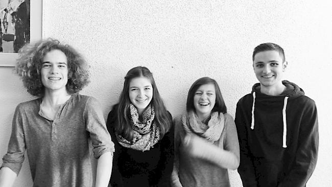 Fröhliche Lateiner. Leon Locher, Jenny Imhof, Léonie Hagen, Yannick Zuber.