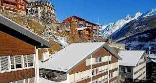 Die drei Zermatter Schulgeb&auml;ude &laquo;Walka&raquo; sollen abgerissen und neu gebaut werden.