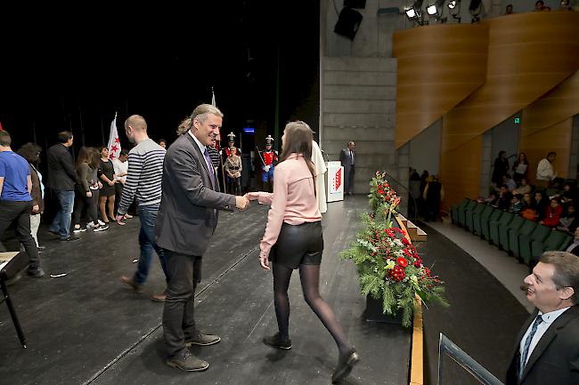 Einbürgerung in Visp: Impressionen aus dem La Poste.