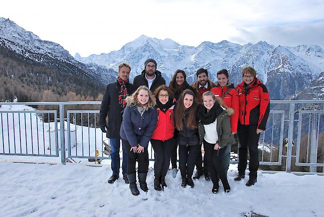 Das Organisationsteam. Patrick Kuonen (Dozent), Nicolas Fux, Tabea Bernet, Pascal Coudret, Jacqueline Ruland, Beatrice Meichtry (hinten, von links), Daniela Zürcher, Chantal Marcionett, Daphne Burgat und Isabelle Tissot (vorne, von links).