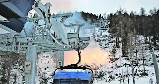 Feuerwerk. Bei der Einweihung des Sechser-Sessellifts gings heiss zu und her.  