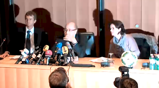 Sepp Blatter in Begleitung seiner Tochter Corinne an der Pressekonferenz am Montagmorgen in Zürich.