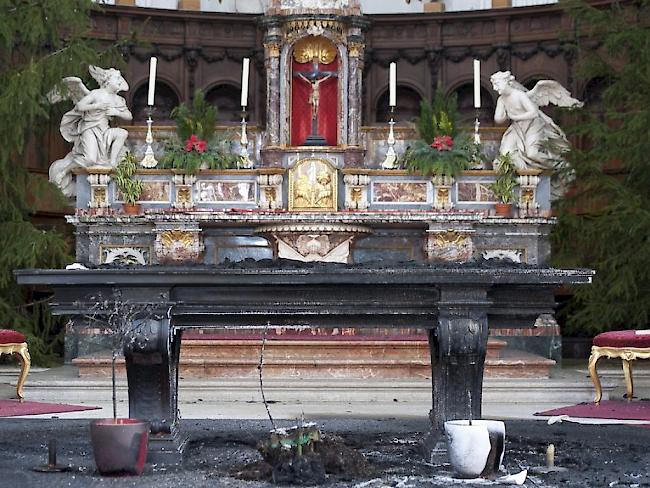 Brandanschlag auf den Altar in der St.-Ursen-Kathedrale in Solothurn: Der 66-jährige Urheber des Anschlags wird verwahrt.