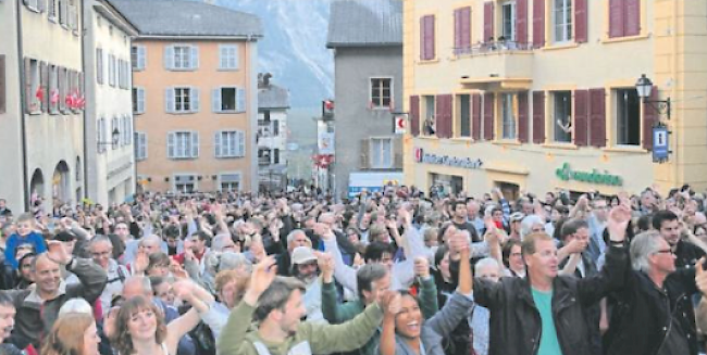 16. Mai: Die «Leuker Festtage» ziehen zahlreiche Besucher an.