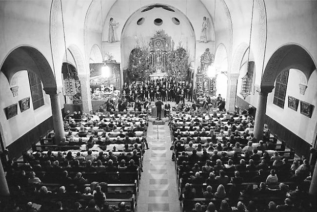 Weihnachtsgeschichte. Das Bach Collegium Zürich gastiert am 28. Dezember in der Pfarrkirche St. Mauritius in Zermatt.