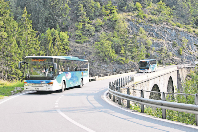 3. September: Jubiläum 100 Jahre Leuk-Leukerbad Verkehrsbetriebe  (LLB): Die rund hundert geladenen Gäste wurden in zwei LLB-Extrabussen auf eine Jubiläumsreise geschickt, um ihnen die touristischen Attraktionen der Region näherzubringen.