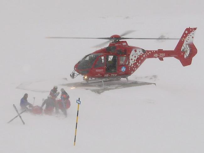 Die Air Zermatt flog über die Festtage zahlreiche Einsätze (Symbolbild).