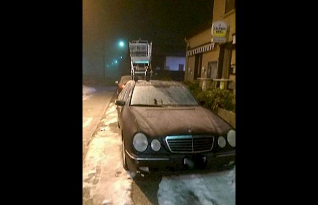 Das Foto seines Autos, welches Aldo Rotzer auf Facebook veröffentlicht hat.